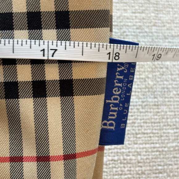 Burberry Blue Label Beige Novacheck Tote with Black Leather Handles - Picture 11 of 12